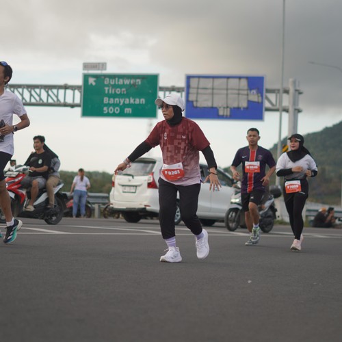 Race photo from KEDIRI HALF MARATHON 2026