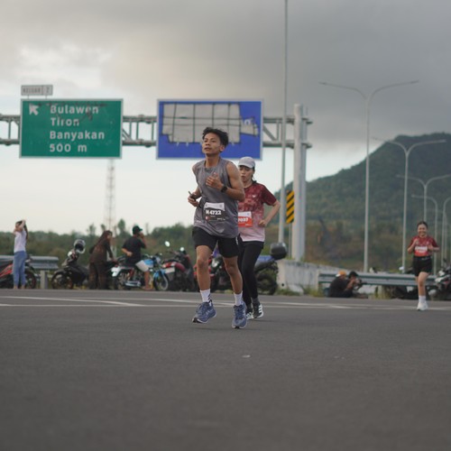 Race photo from KEDIRI HALF MARATHON 2026