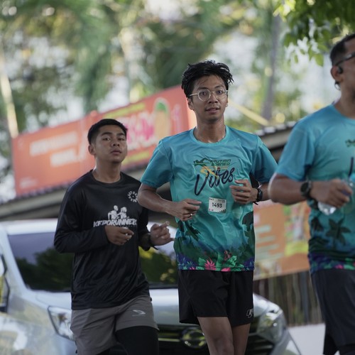 Race photo from VIBES AND STRENGTH CAMP ABR 2025