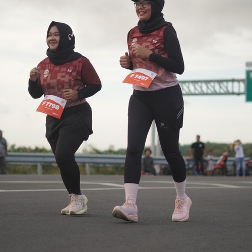 Race photo from KEDIRI HALF MARATHON 2026