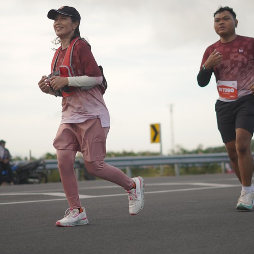 Race photo from KEDIRI HALF MARATHON 2026