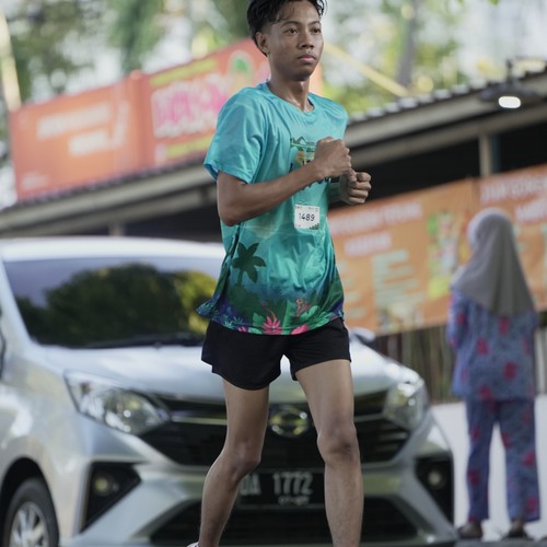 Race photo from VIBES AND STRENGTH CAMP ABR 2025