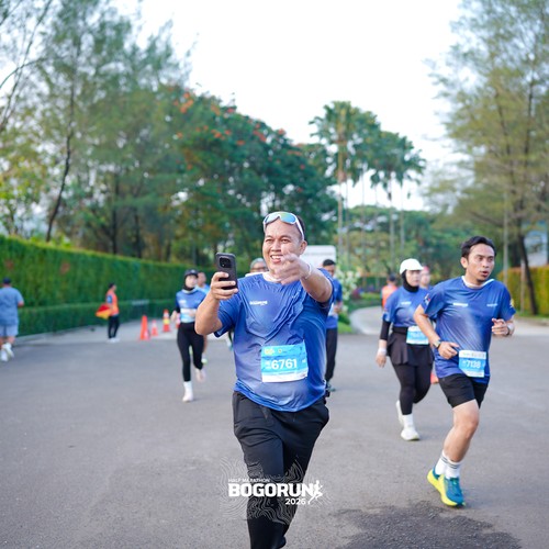 Race photo from BOGORUN 2026