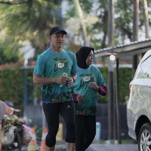Race photo from VIBES AND STRENGTH CAMP ABR 2025
