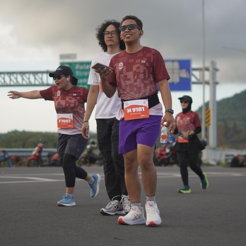Race photo from KEDIRI HALF MARATHON 2026