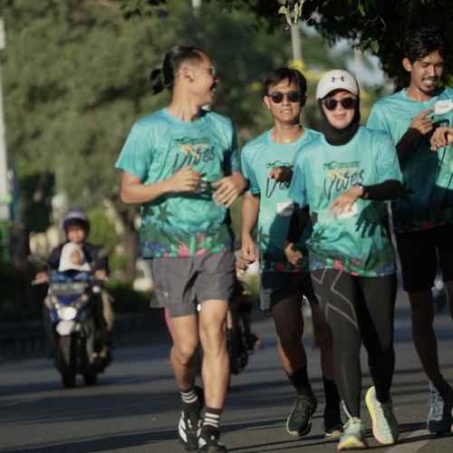 Race photo from VIBES AND STRENGTH CAMP ABR 2025