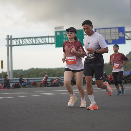 Race photo from KEDIRI HALF MARATHON 2026