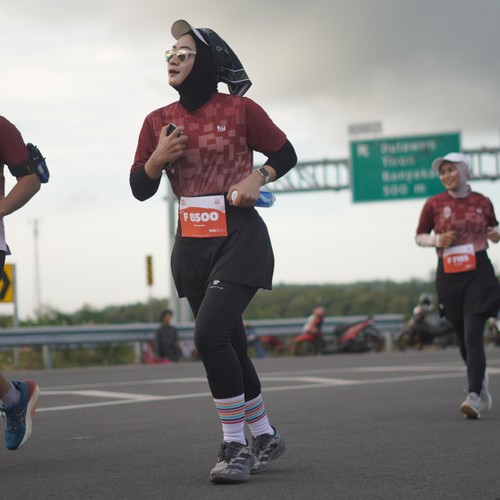 Race photo from KEDIRI HALF MARATHON 2026