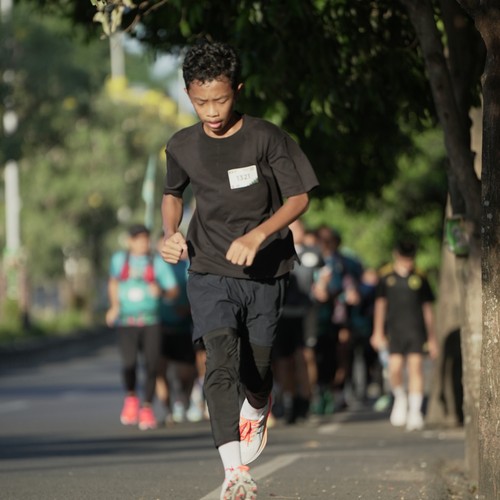 Race photo from VIBES AND STRENGTH CAMP ABR 2025