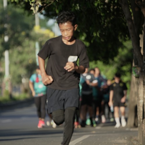 Race photo from VIBES AND STRENGTH CAMP ABR 2025