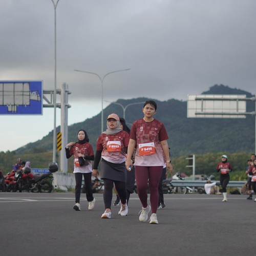 Race photo from KEDIRI HALF MARATHON 2026