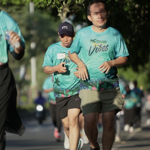 Race photo from VIBES AND STRENGTH CAMP ABR 2025