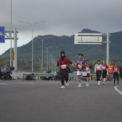 Race photo from KEDIRI HALF MARATHON 2026