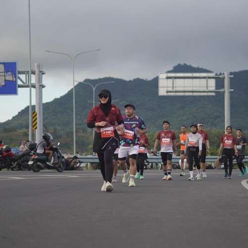 Race photo from KEDIRI HALF MARATHON 2026