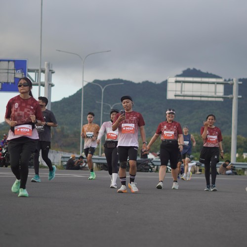 Race photo from KEDIRI HALF MARATHON 2026