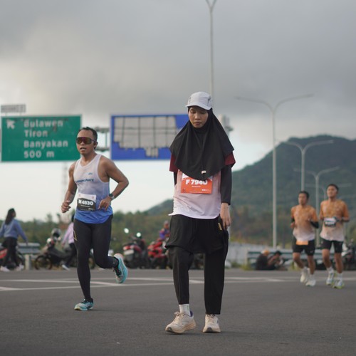 Race photo from KEDIRI HALF MARATHON 2026