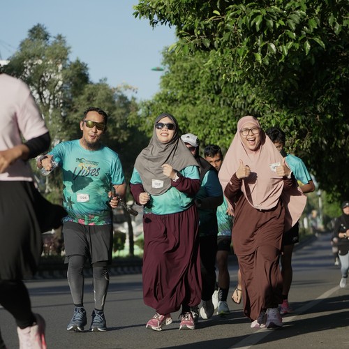 Race photo from VIBES AND STRENGTH CAMP ABR 2025