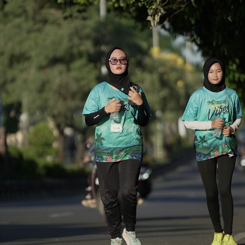 Race photo from VIBES AND STRENGTH CAMP ABR 2025