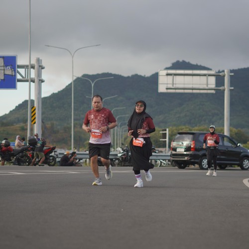 Race photo from KEDIRI HALF MARATHON 2026