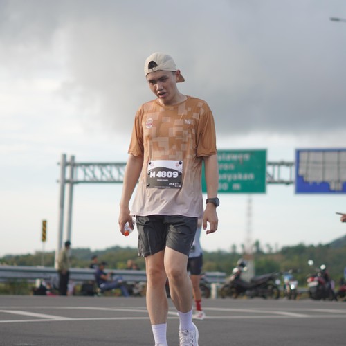 Race photo from KEDIRI HALF MARATHON 2026