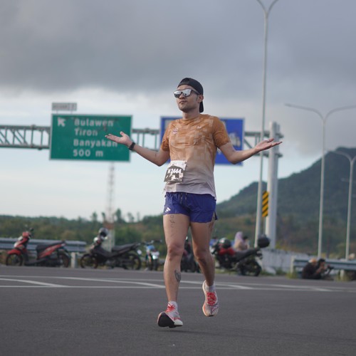 Race photo from KEDIRI HALF MARATHON 2026