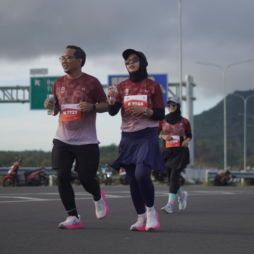 Race photo from KEDIRI HALF MARATHON 2026