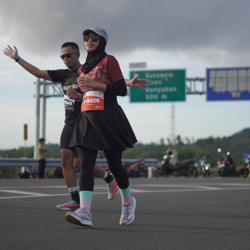 Race photo from KEDIRI HALF MARATHON 2026