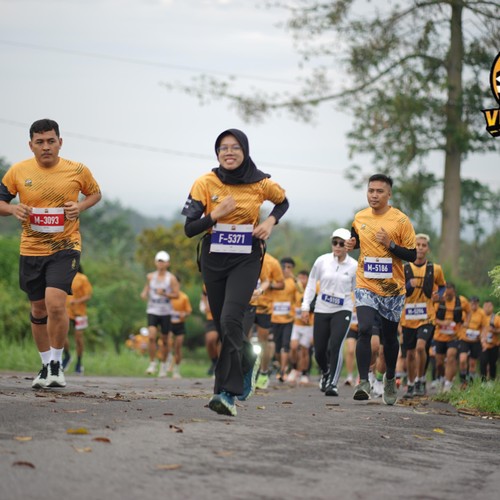Race photo from KELUD VERTICAL CHALLENGE 2025