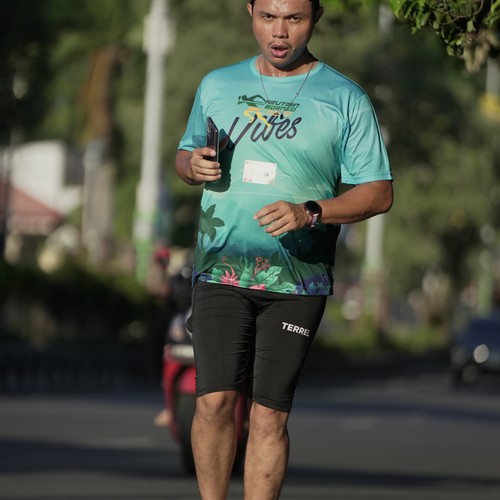 Race photo from VIBES AND STRENGTH CAMP ABR 2025