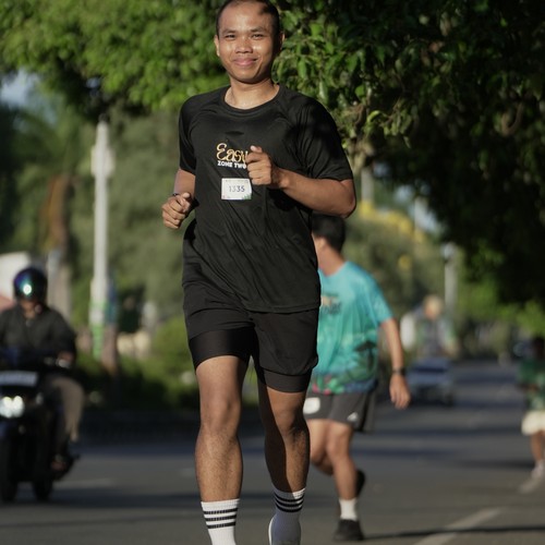 Race photo from VIBES AND STRENGTH CAMP ABR 2025