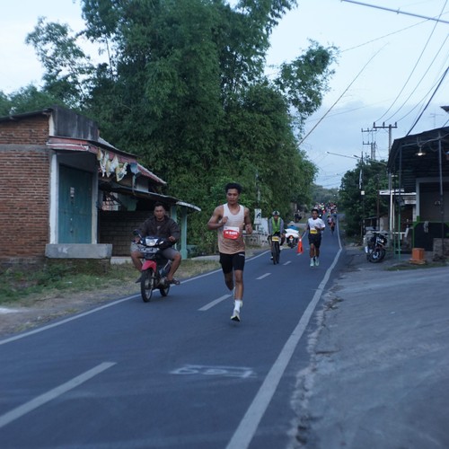 Race photo from KEDIRI HALF MARATHON 2026