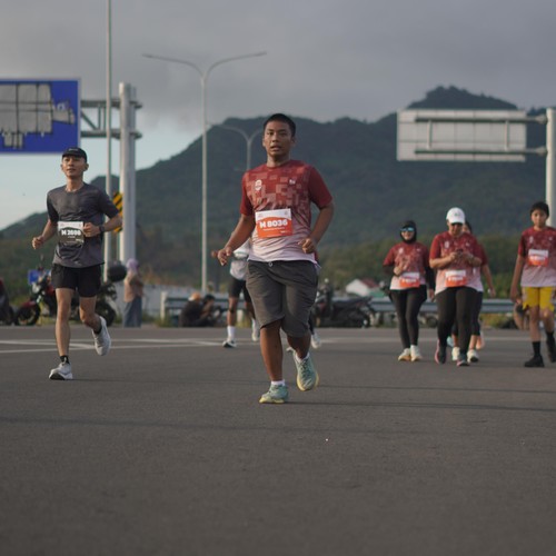 Race photo from KEDIRI HALF MARATHON 2026