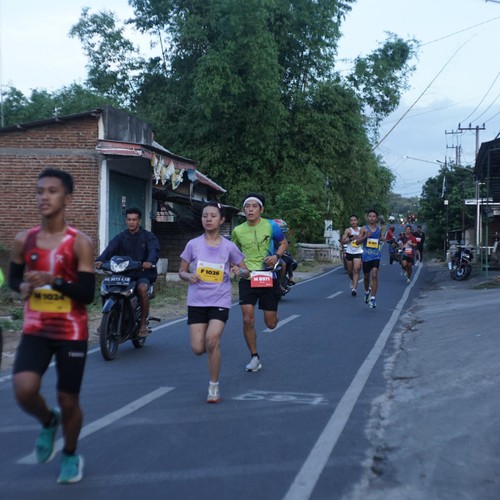 Race photo from KEDIRI HALF MARATHON 2026