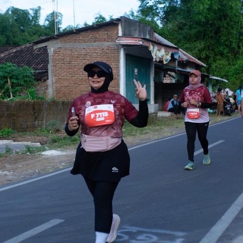 Race photo from KEDIRI HALF MARATHON 2026