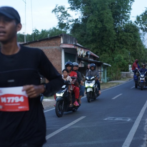 Race photo from KEDIRI HALF MARATHON 2026