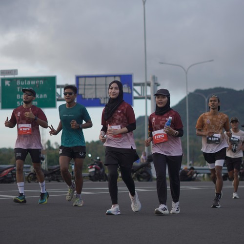 Race photo from KEDIRI HALF MARATHON 2026