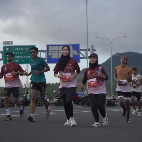 Race photo from KEDIRI HALF MARATHON 2026