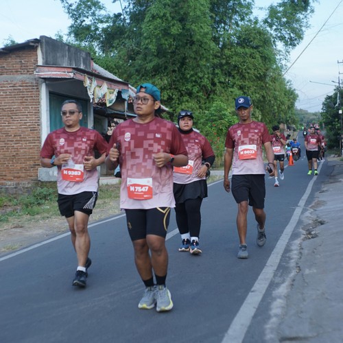 Race photo from KEDIRI HALF MARATHON 2026