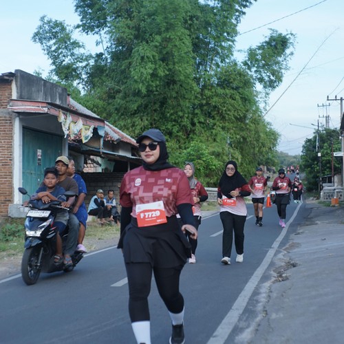 Race photo from KEDIRI HALF MARATHON 2026