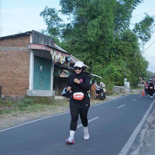 Race photo from KEDIRI HALF MARATHON 2026