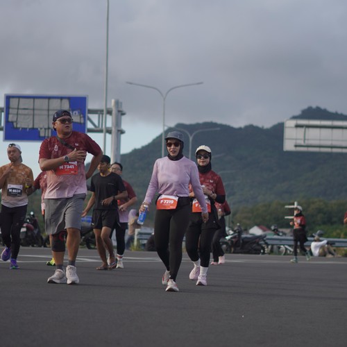 Race photo from KEDIRI HALF MARATHON 2026