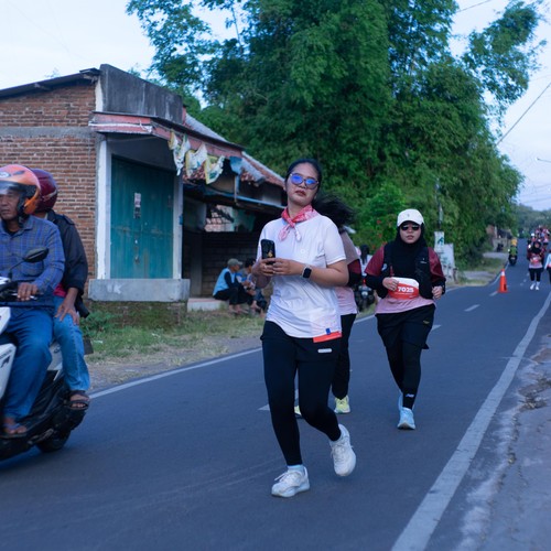 Race photo from KEDIRI HALF MARATHON 2026