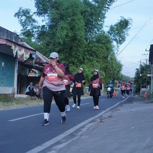 Race photo from KEDIRI HALF MARATHON 2026