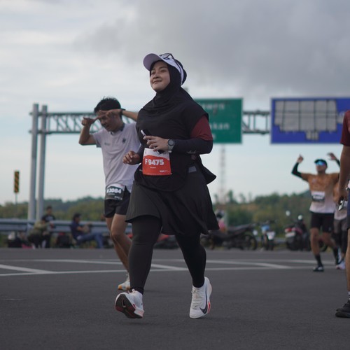 Race photo from KEDIRI HALF MARATHON 2026