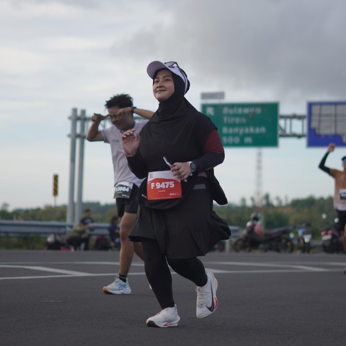 Race photo from KEDIRI HALF MARATHON 2026