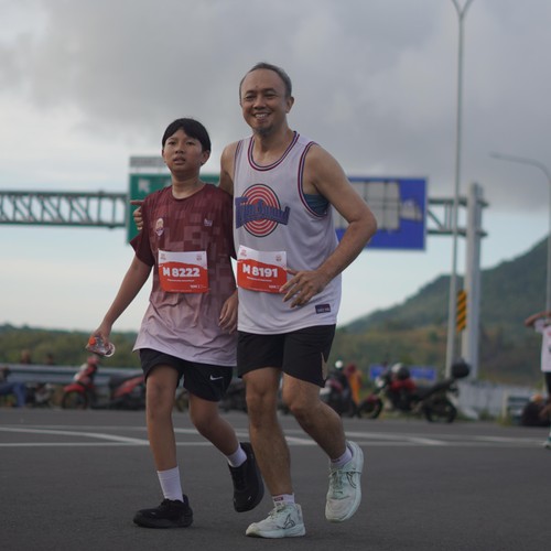Race photo from KEDIRI HALF MARATHON 2026
