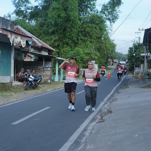 Race photo from KEDIRI HALF MARATHON 2026