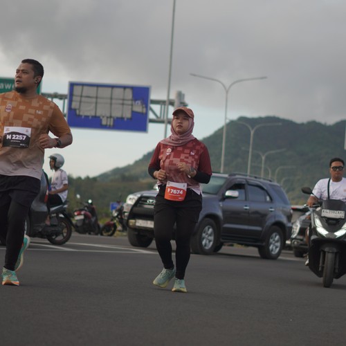 Race photo from KEDIRI HALF MARATHON 2026