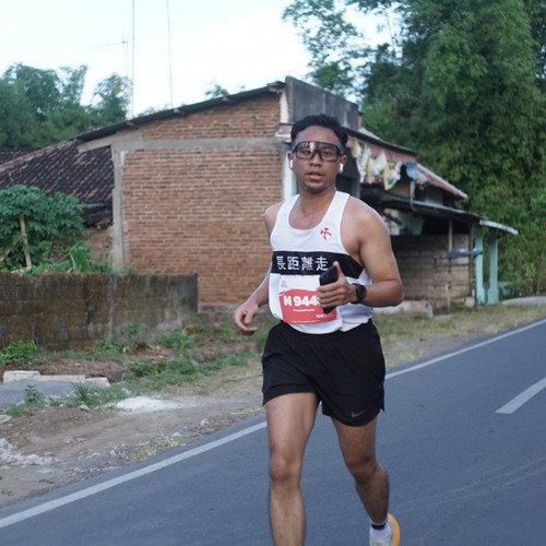 Race photo from KEDIRI HALF MARATHON 2026