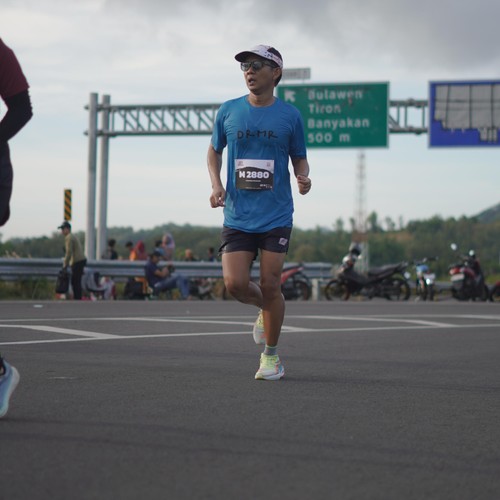 Race photo from KEDIRI HALF MARATHON 2026